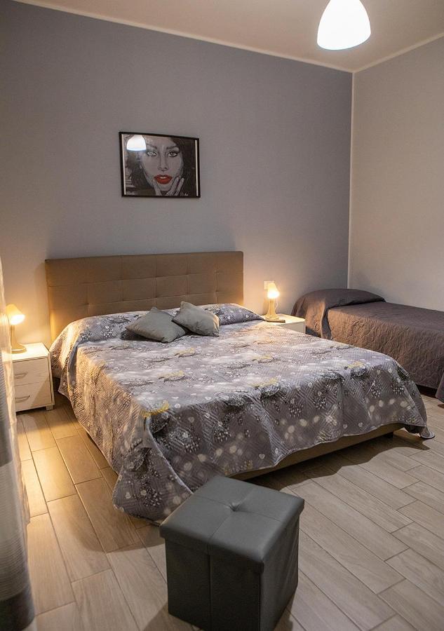 Zuroli Suite Наполи Екстериор снимка