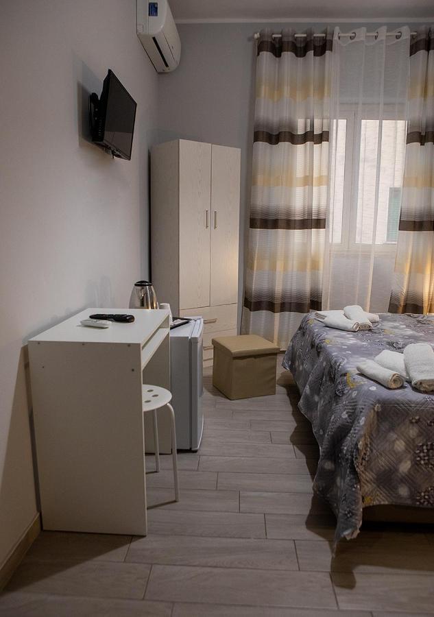 Zuroli Suite Наполи Екстериор снимка