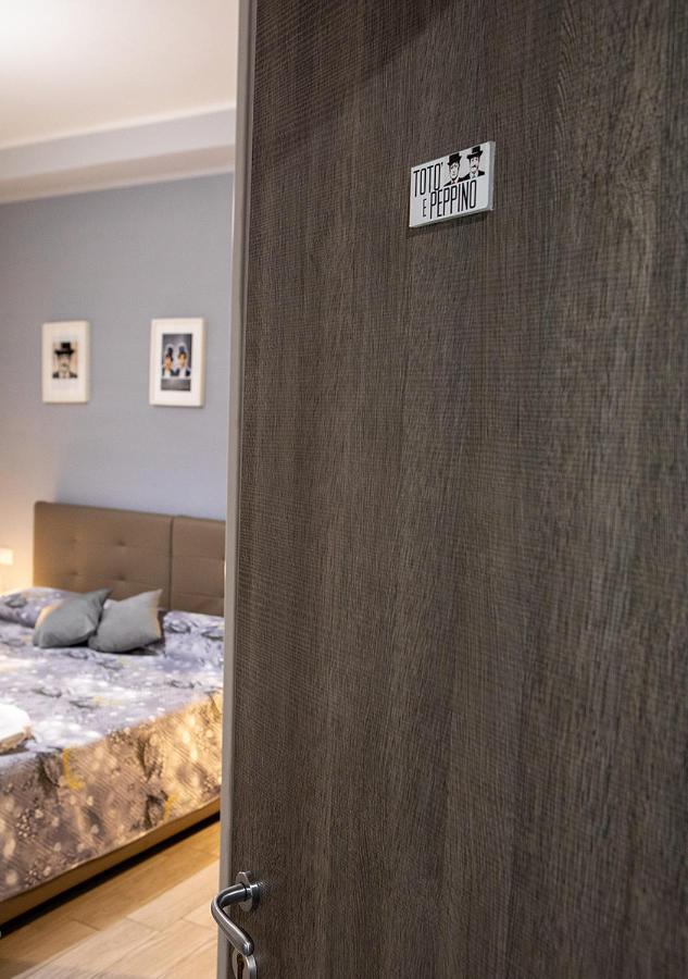 Zuroli Suite Наполи Екстериор снимка