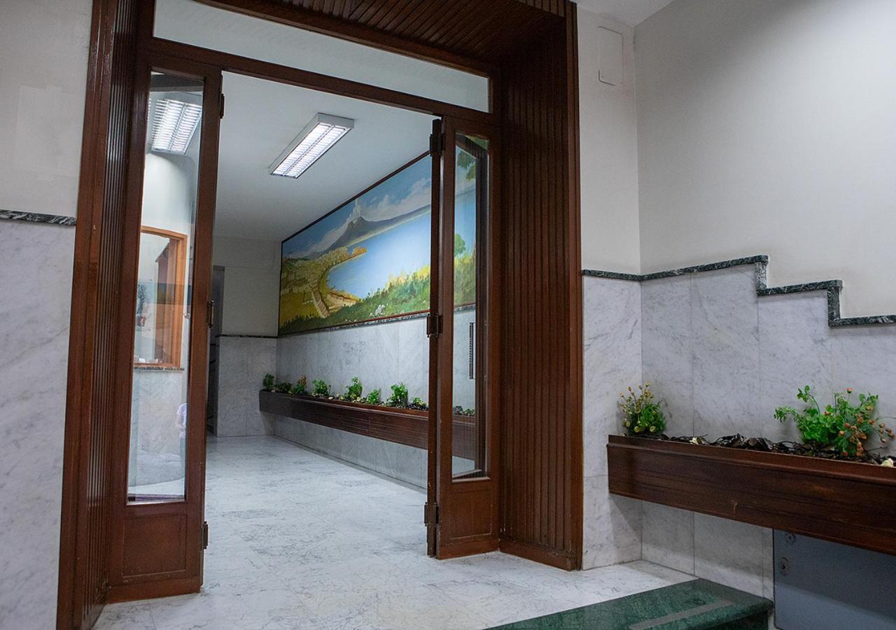 Zuroli Suite Наполи Екстериор снимка